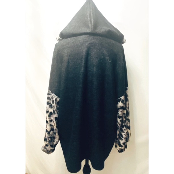 Open Black/Gray Blend Jacket Animal Print Trim with Hood Front Chest Pockets NWT - Picture 9 of 16